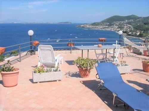 Lacco Ameno Apartment | Appartamenti Miramare in Collina