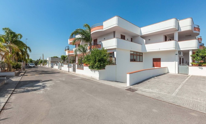 Sant'Isidoro Apartment | Appartamento Blumer by BarbarHouse