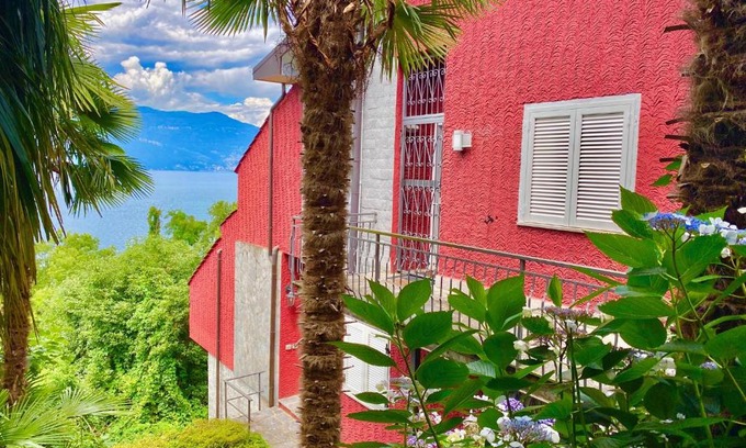 Castello Apartment | Appartamento Buresso