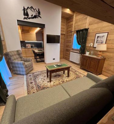 Courmayeur Apartment | Appartamento Chalet - accesso con codice