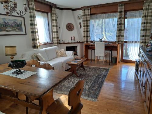 Cortina d'Ampezzo Apartment | Appartamento Croda