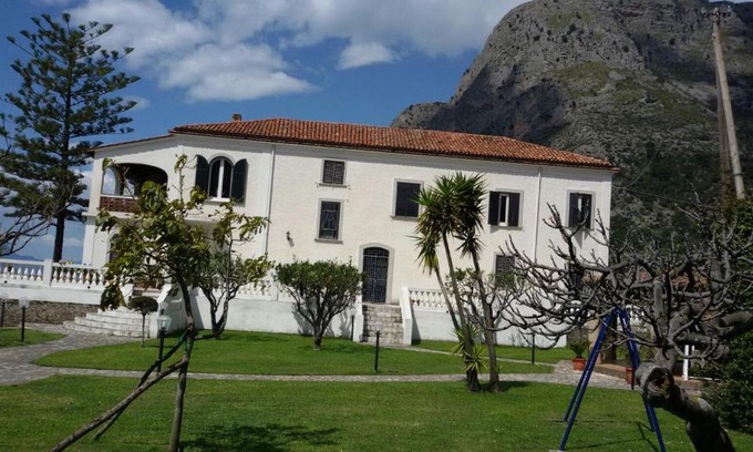 Fiumicello Santa Venere Apartment | Appartamento in Villa Venezuela piano Terra