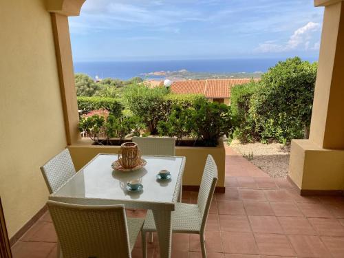 Paduledda Apartment | Appartamento isola rossa vista mare