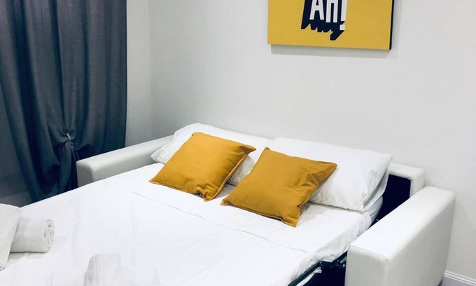 Universita Apartment | "appartamento Metro Bologna: Il Tuo Rifugio Urbano a Roma"