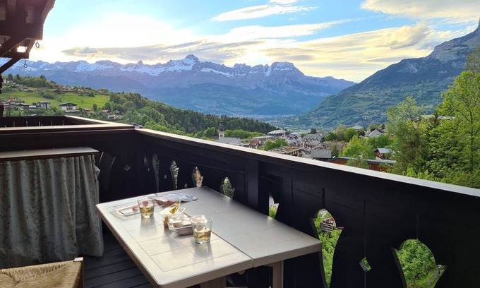 Saint-Gervais-les-Bains Apartment | Appartement Avec Balcon Superbe Montagne