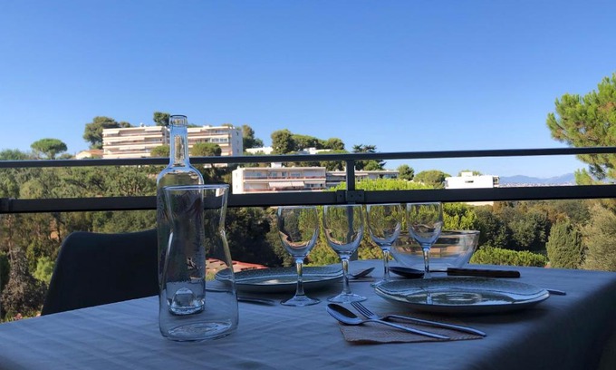 Bastide Giraud Apartment | Appartement 2 personnes calme proche de la mer piscine tennis