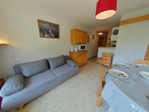 Le Grand-Bornand Apartment | Appartement 2 Pièces Cabine avec Balcon Sud - Proche Pistes et Commerces - FR-1-241-188