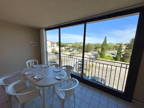 Plage d'Argeles Apartment | Appartement 2 pièces + cabine, 6 couchages, proche plage, parking - FR-1-388-44