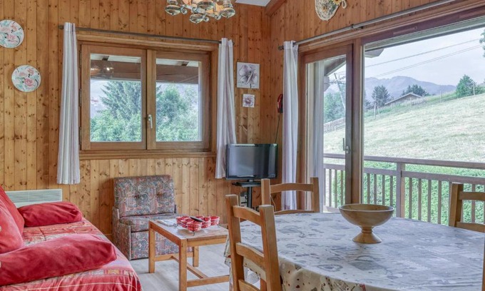 Megeve Apartment | Appartement 2 pièces mezzanine avec balcon, parking et télécabine à proximité à Megève - FR-1-453-51