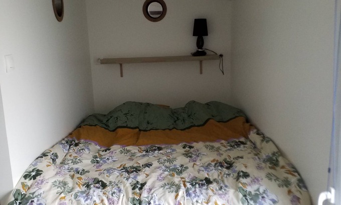 Nieul-sur-Mer Apartment | Appartement 28m2 Proche La Rochelle/ile de Ré Dans Village Ostreicole