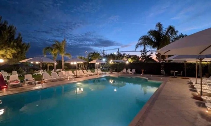 Marsala Apartment | Appartement 3 étoiles - Piscine - eeega0