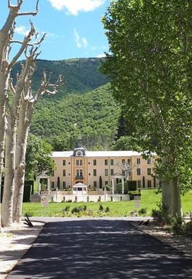 Montbrun-les-Bains Apartment | Appartement 7 Château des Gipières