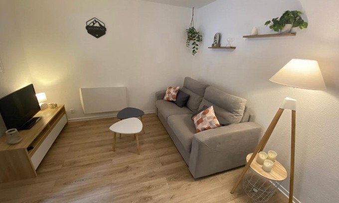 Valfrejus Apartment | Appartement au pied des pistes et commerces - 5 personnes