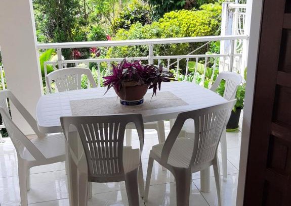 Sainte-Marie Apartment | Appartement charmant à Sainte-Marie avec terrasse de 88 m²