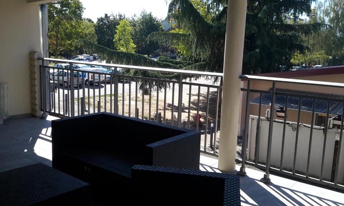 Chalette-sur-Loing Apartment | Appartement Confort Chez Isa