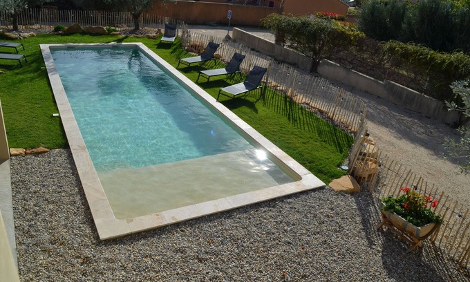 Rasteau Apartment | Appartement Cosy de 120 m2 Situé à Rasteau . Animaux de Compagnie Acceptés