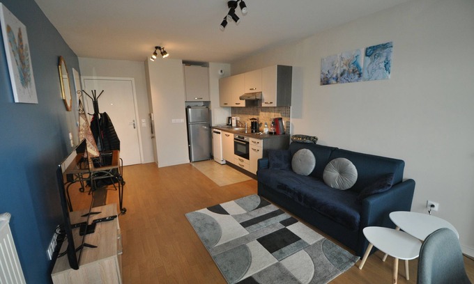 Chessy Apartment | Appartement Cosy Très Proche Disneyland Toutes Commodités