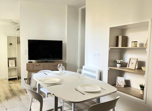 Montendre Apartment | Appartement de Charme au cœur de Montendre