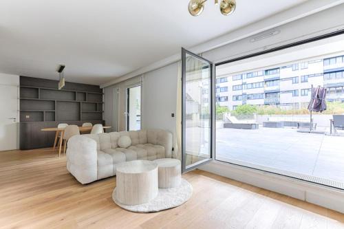 Levallois-Perret Apartment | Appartement de luxe avec terrasse 3BR Levallois
