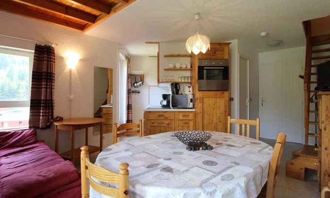 Lanslevillard Apartment | Appartement Duplex pour 5 à Val Cenis le Haut - À 200m des Pistes - FR-1-508-215