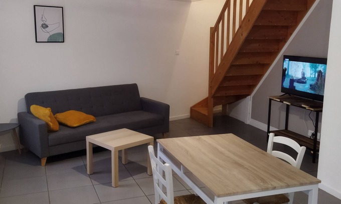 Hebuterne Apartment | Appartement en Duplex, 2 Chambres, Avec Lave Linge