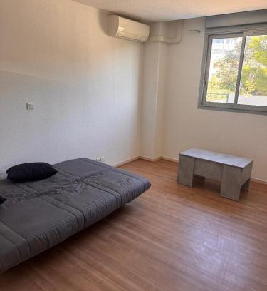 Vitrolles Apartment | Appartement face Aéroport Marseille