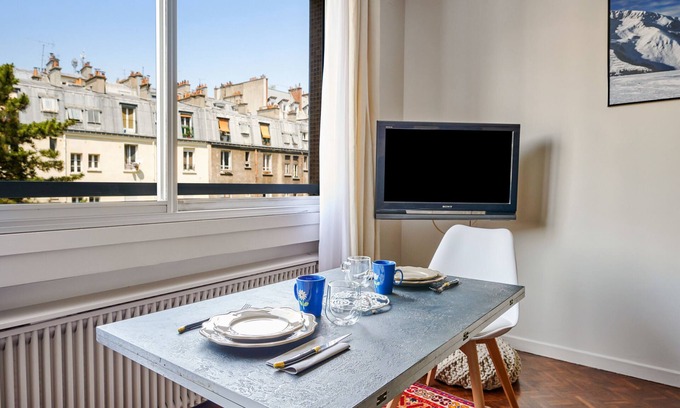 Quartier de la Folie-Mericourt Apartment | Appartement Folie-Méricourt - Welkeys