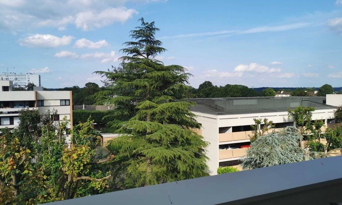 Grand Bourg Apartment | Appartement Spacieux Avec Ambiance Cocooning