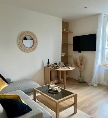 Cherbourg-en-Cotentin Apartment | Appartement COSY proche commerces et Naval Group