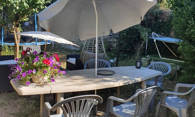 Saignon Apartment | Appartement Indépendant 34m2 Vue Magnifique Proche APT et Villages du Luberon