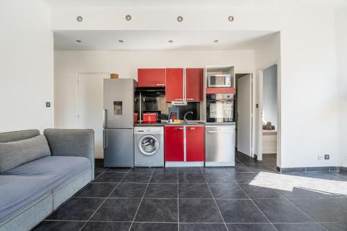 Saint-Lambert Apartment | Appartement lumineux au cœur de Marseille avec balcon privé