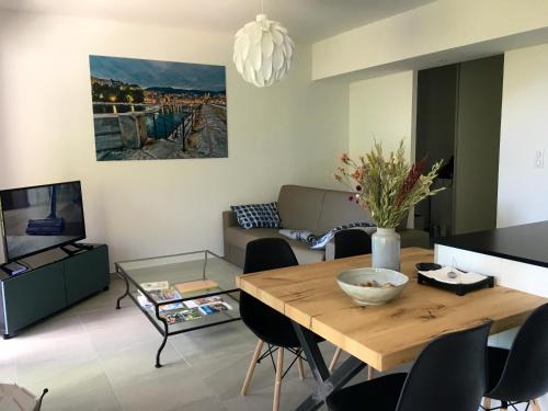 Ville-di-Pietrabugno Apartment | Appartement moderne à Bastia de 57 m² avec vue mer exclusive