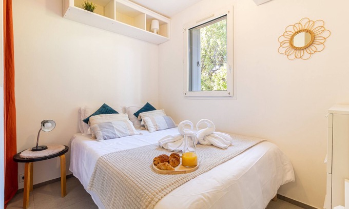 Les Sablettes Apartment | Appartement Pieds Dans Leau