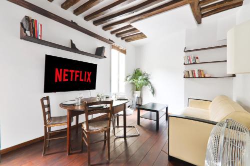 Jardin des plantes Apartment | Appartement Quartier Saint Marcel Free Netflix