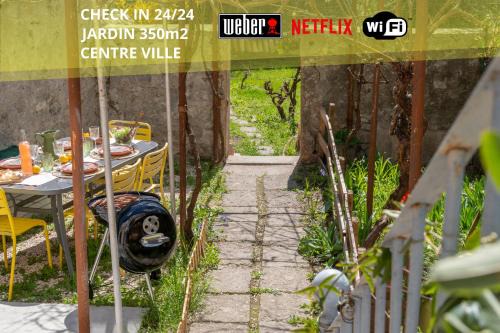 Digne-les-Bains Apartment | Appartement T3 63m2 - L'Atypique et son Jardin de 350m2 au cœur de Digne