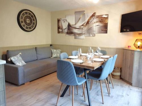 Vignec Apartment | Appartement T3 pour 6 à Vignec avec terrasse, parking et casier à skis - FR-1-457-346
