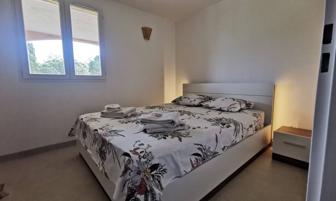 Port Cogolin Condo | Appartement une Pièce Dans Résidence Sécurisée Avec Piscine Avec Garage Fermé