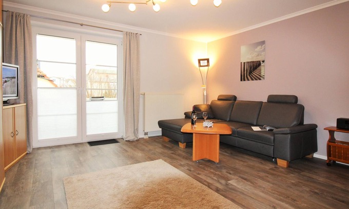 Kuehlungsborn Apartment | Appartementhaus Eichsfeldia apartment 7: modern 1-room apartment close to the beach (2 min.)