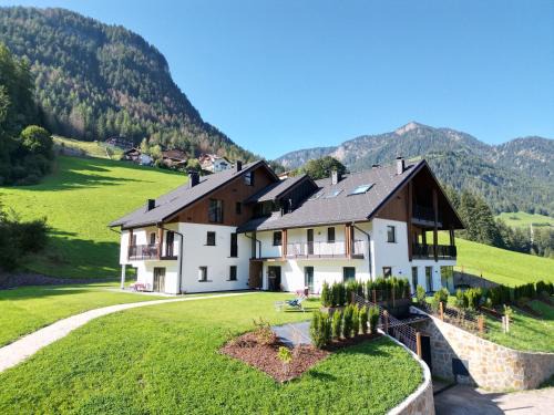 Ortisei Apartment | Appartements Pedescin