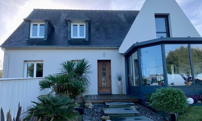 Dinard Apartment | Appatment seaside, thalasso 500m, beaches 300m away, and wonderful walks