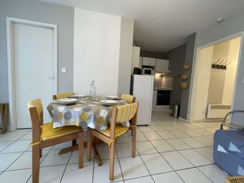 Quartier du Casino Apartment | Appt 2 pièces CHATELAILLON PLAGE - CL040-H11