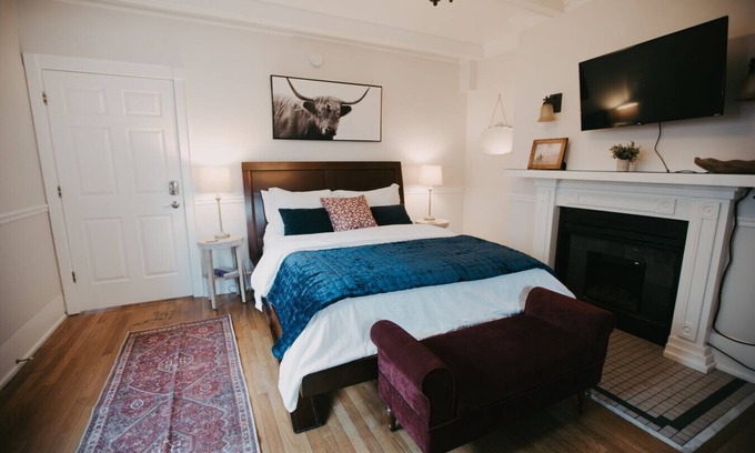 Heart of Missoula Apartment | Apt. #3 · Goldsmith's River Front Inn - Blackfoot Apartment