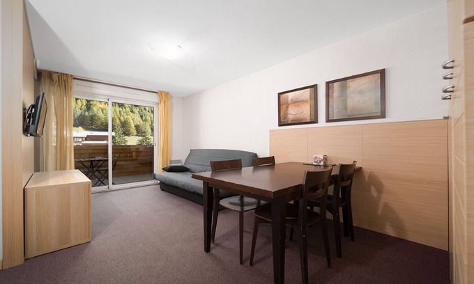 Allos Apartment | Apt 4/6 ppl near the ski runs, mountain view