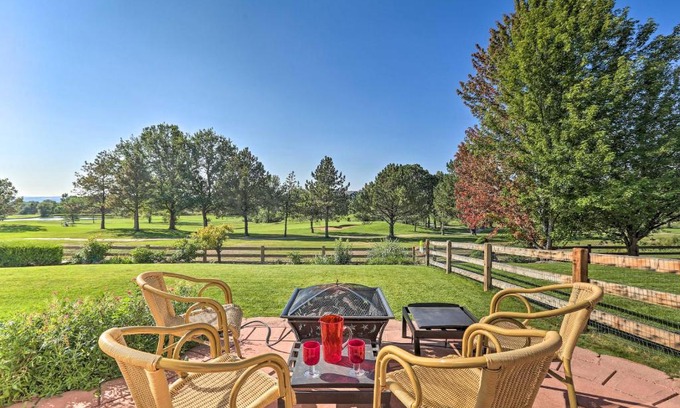 Columbine Valley Apartment | Apt on Golf Course - 10 Mins to DT Littleton!