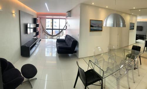 Jatiuca Apartment | Apto 3 quartos I Alto padrão I 250m da praia I Piscina I Garagem