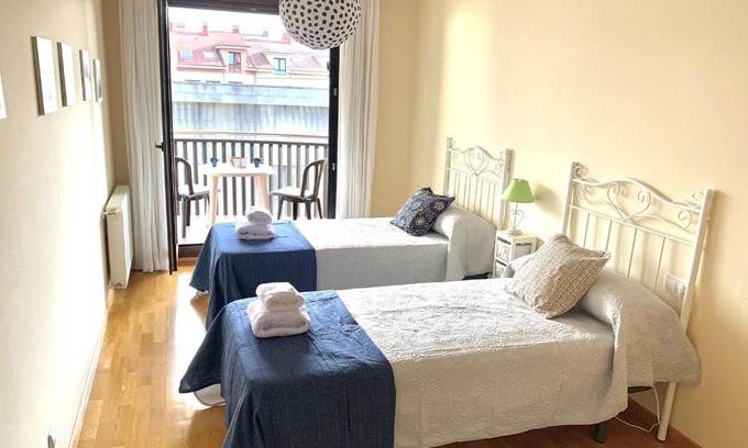 Villaviciosa Apartment | Apto La Manzanina con Parking