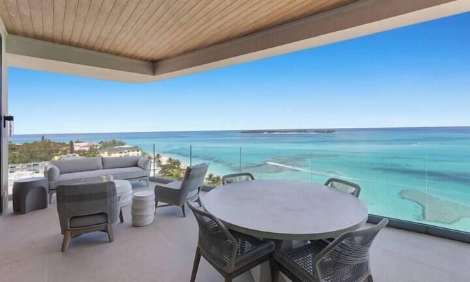 Nassau Apartment | Aqualina 3 bedroom Luxury Beachfront Residence