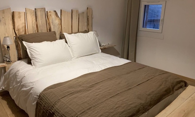 Bucheres Apartment | Arbane Apt for 4 to 6 people - 1st floor - garden view
