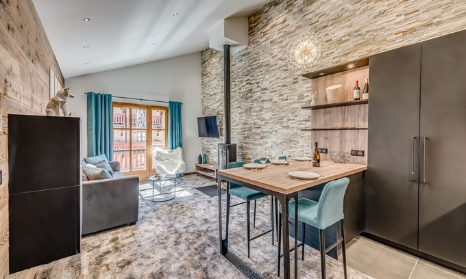 Arc-1950 Apartment | Arc 1950 -Charming 2/4 person apartment in a ski in/ski out hotel residence