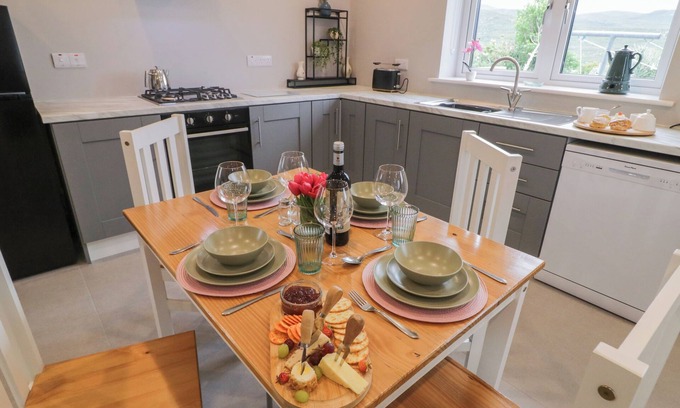 Loughanure Cottage | ARD NA Ghaoithe